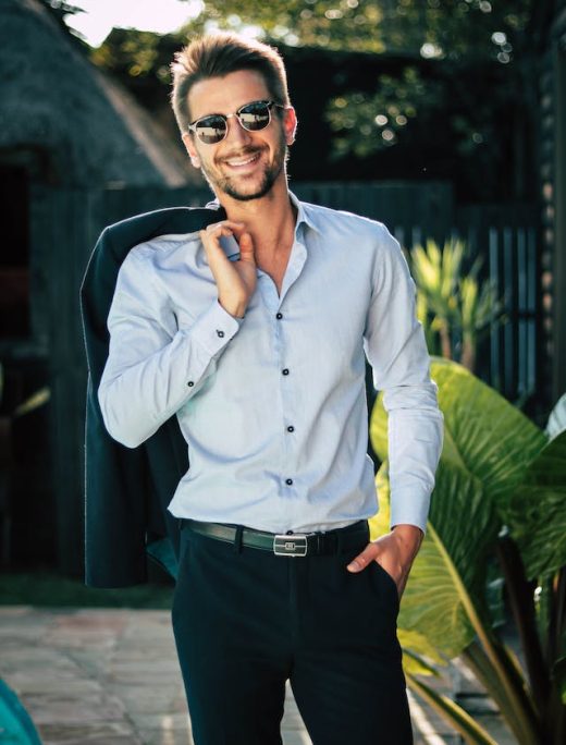 pexels-chloe-1043474