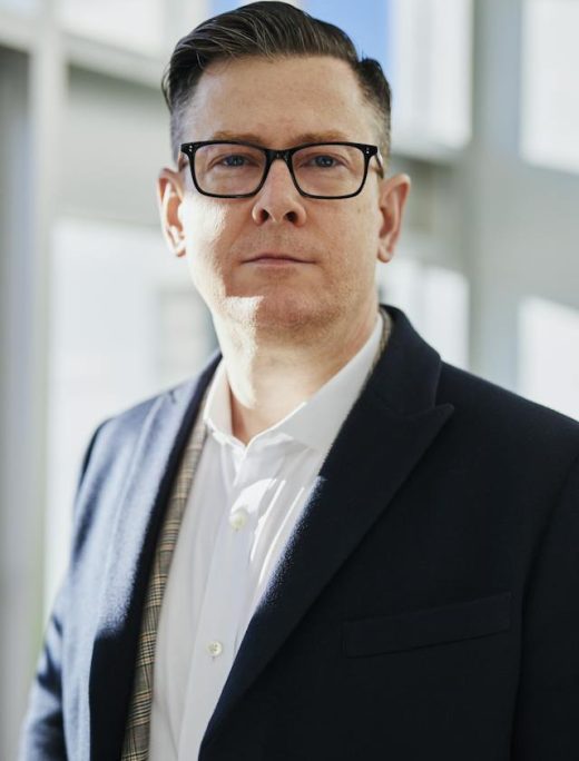 pexels-linkedin-sales-navigator-2182970